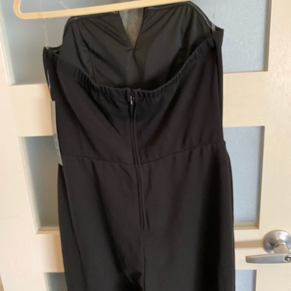 jumpsuit - Picture 4 of 5